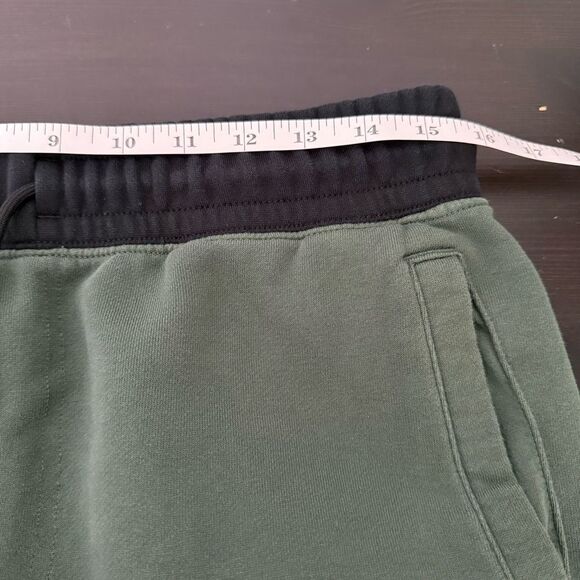 Nike Shorts 4.5'' Mens Sz L Green Fleece Plush Logo Sportswear Activewear Rare! - Picture 10 of 12